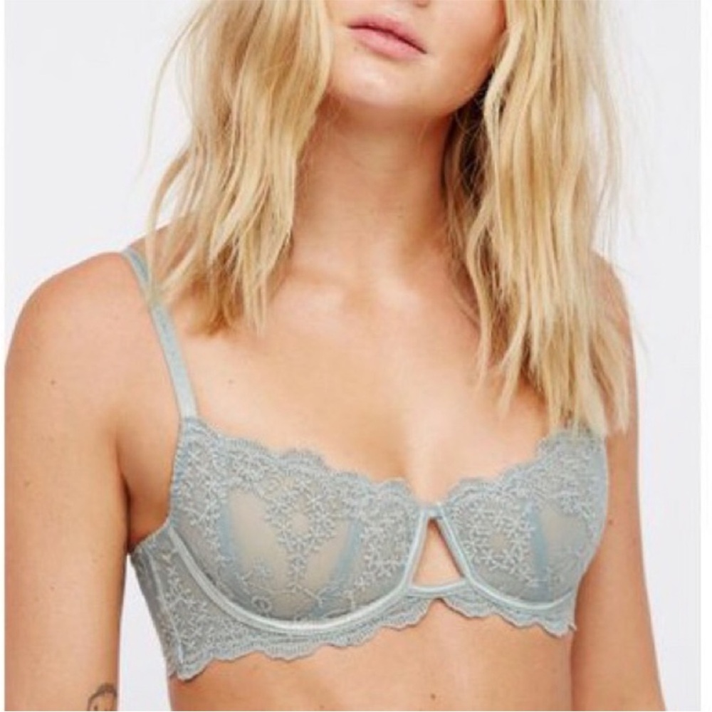 Free People Daydreamer Demi Lace Underwire Bra - ice Fog (baby blue)